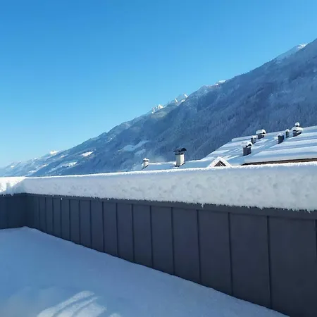 Apartment In Uttendorf Near Ski Slopes, Cleaning Included * Uttendorf