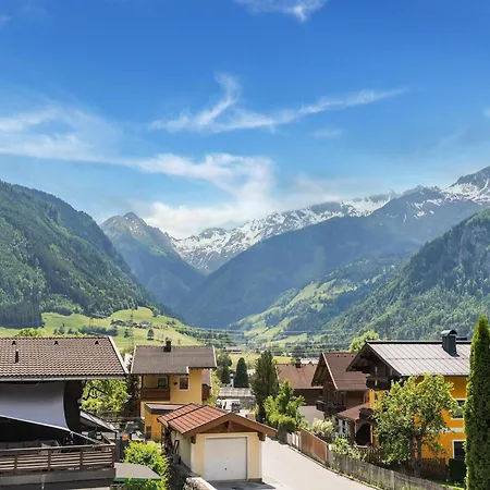 Apartment In Uttendorf Near Ski Slopes, Cleaning Included Apartment Uttendorf